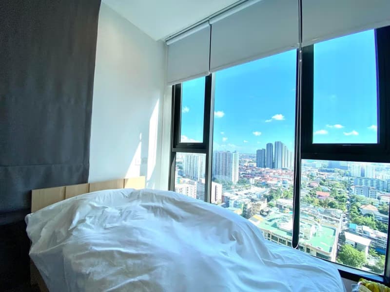 2 Bed Condo for Rent in Phra Khanong