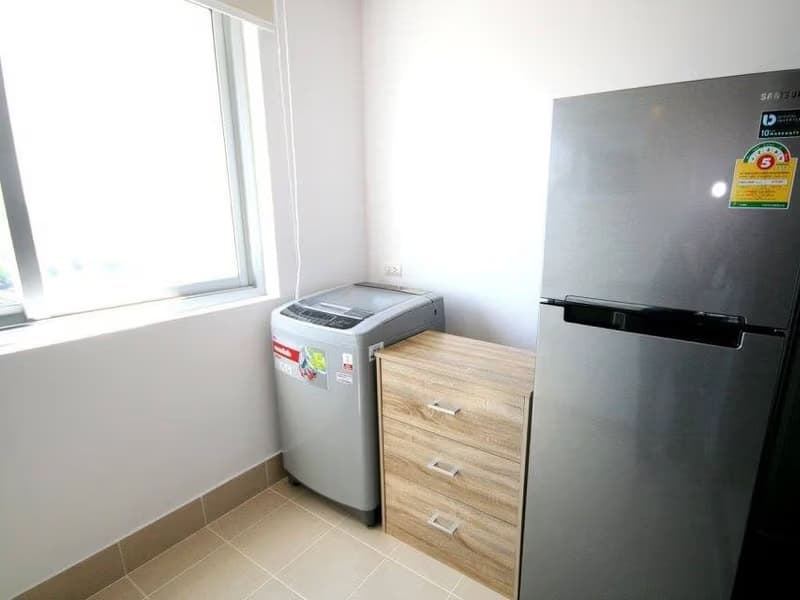 Condo for Rent at Supalai Park Ekkamai - Thonglor
