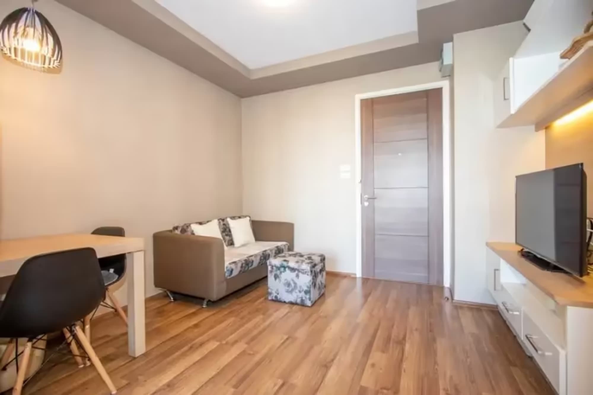 1 Bedroom Condo - Image 5