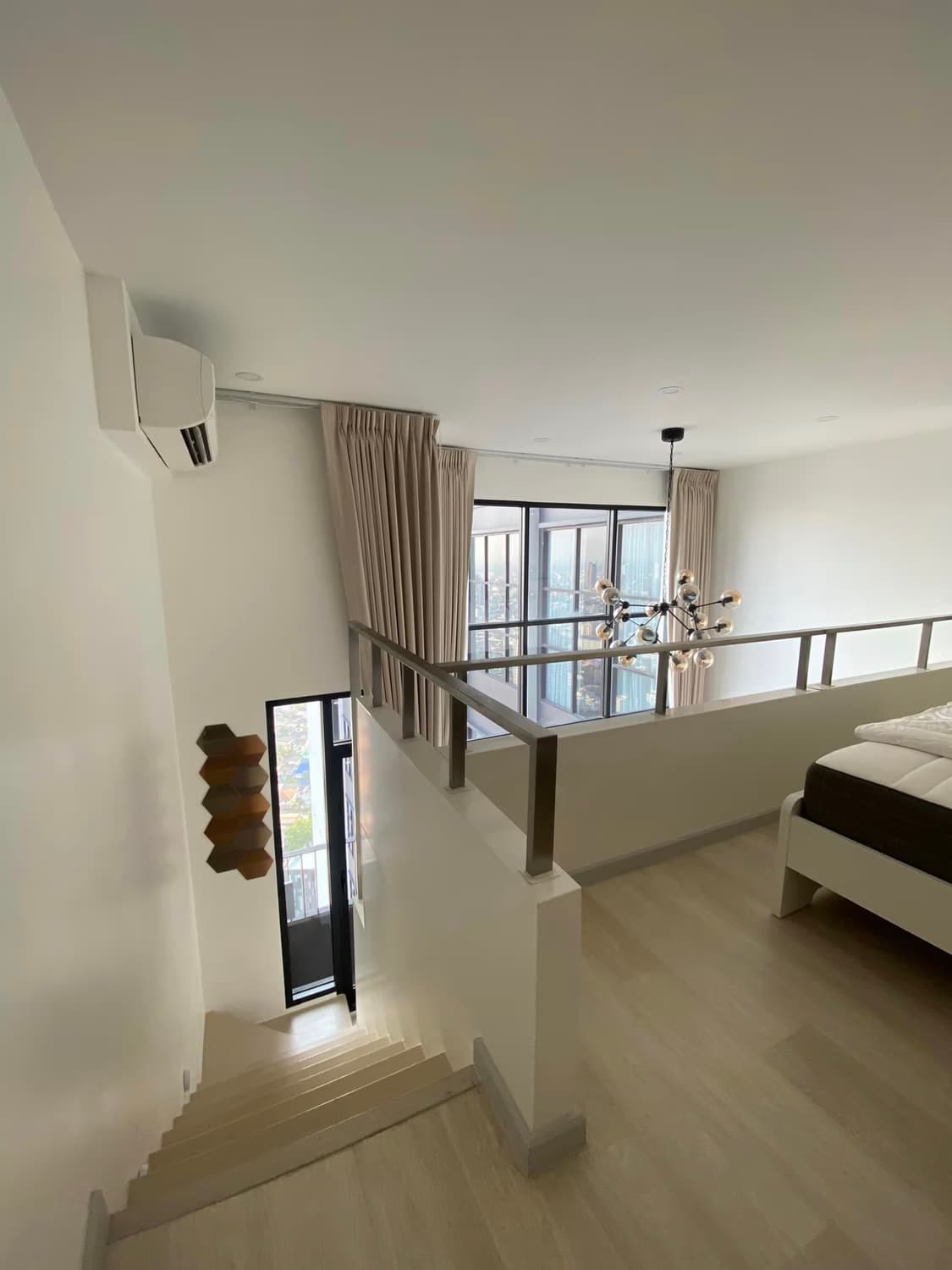  - Image 7