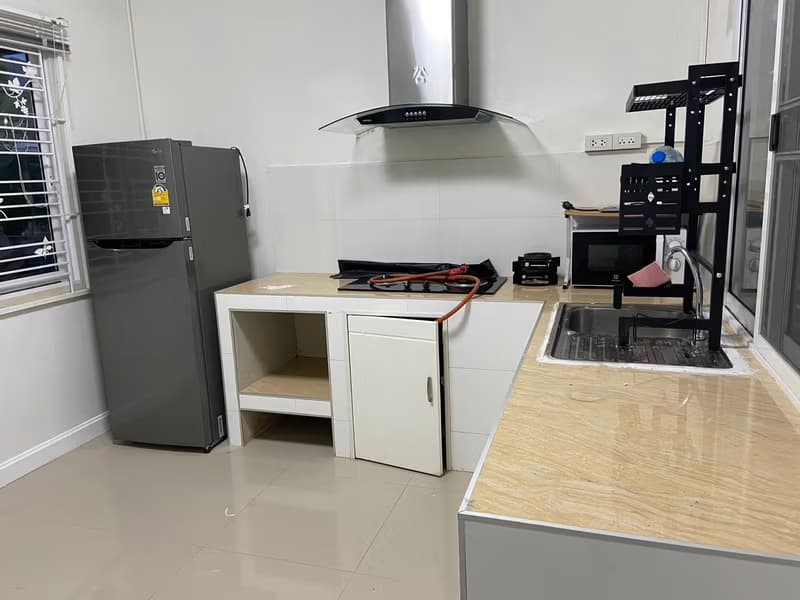 3 Bed House for Rent in Saraphi