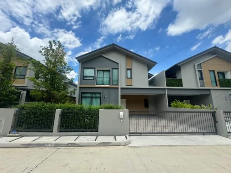 4 Bed House for Rent in Saraphi