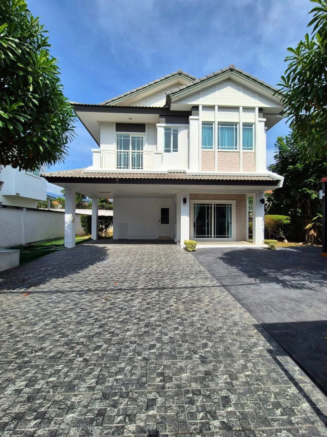 4 Bed House for Rent in Mueang Chiang Mai - Image 11