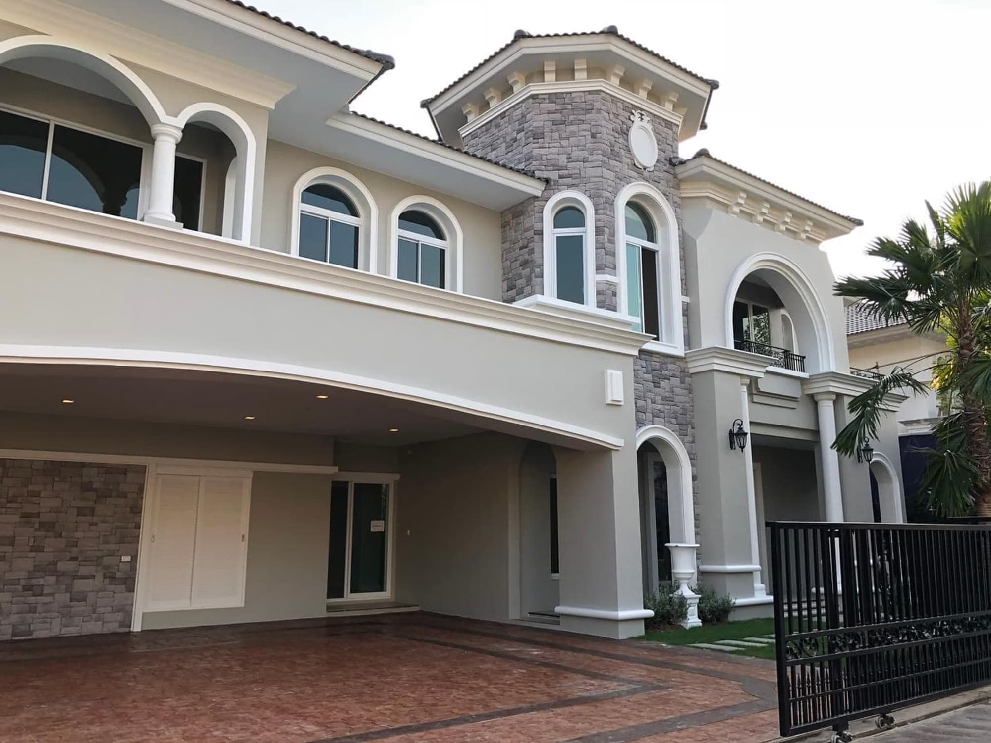 5 ห้องนอน House สำหรับ ขาย ใน ประเวศ - Image 1
