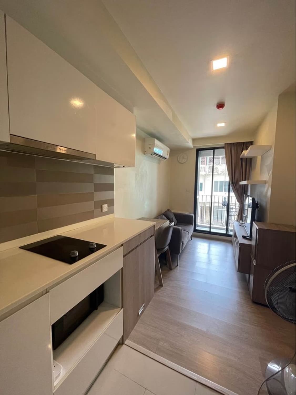 1 Bed Condo for Sale  Near Thailand Cultural Centre MRT - Image 1