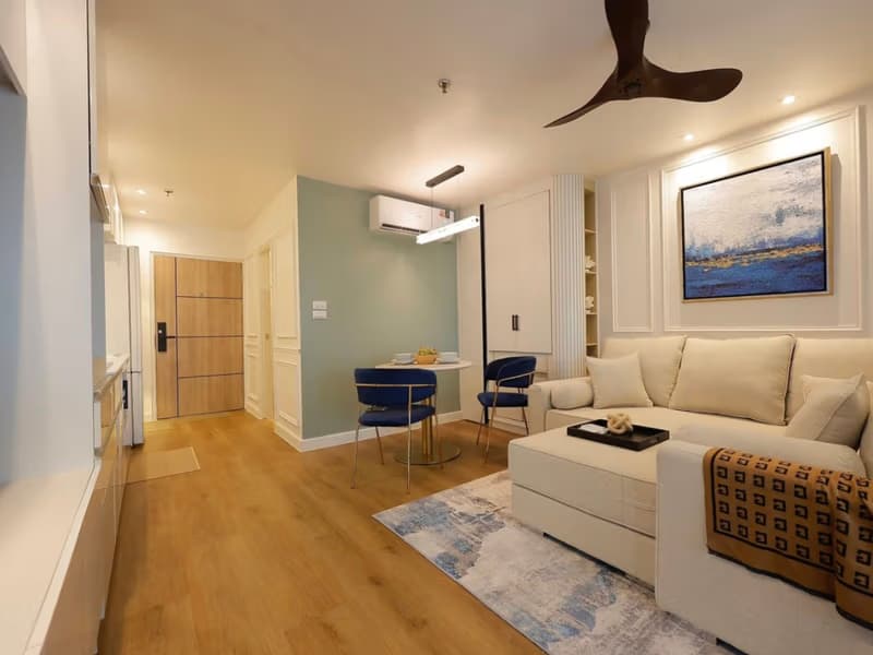 Studio Condo for Rent in Watthana