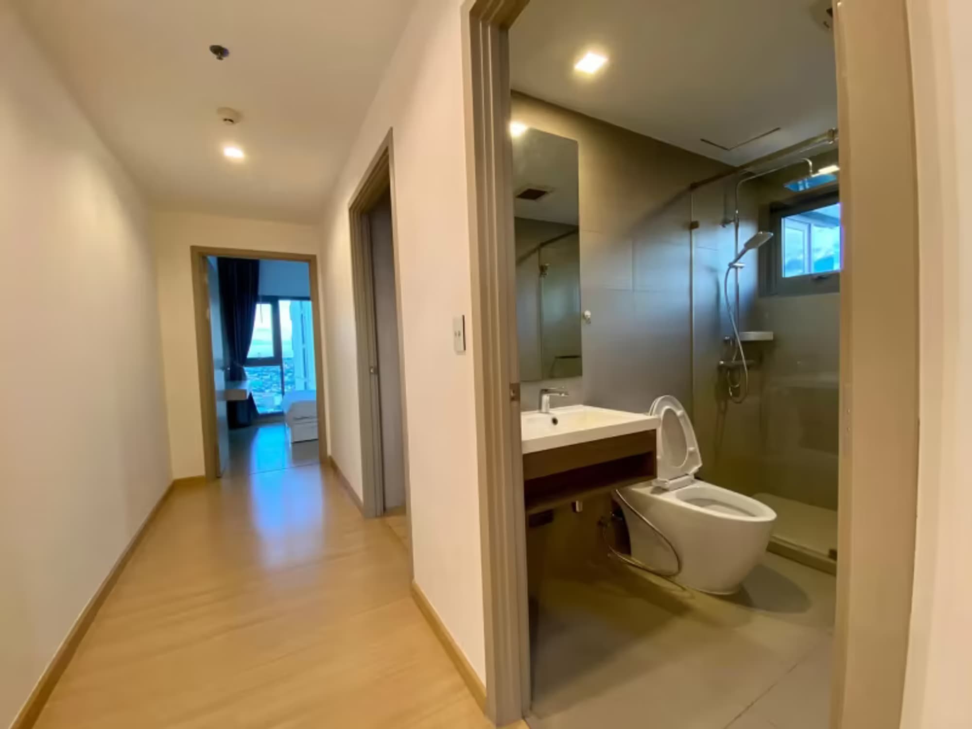 3 Bedroom Condo - Image 9