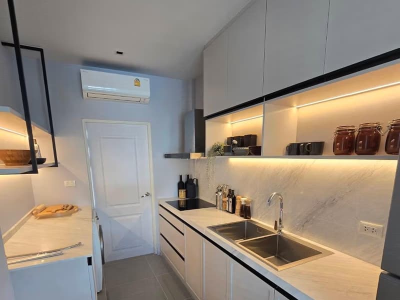 3 Bed House for Rent in Bang Phli
