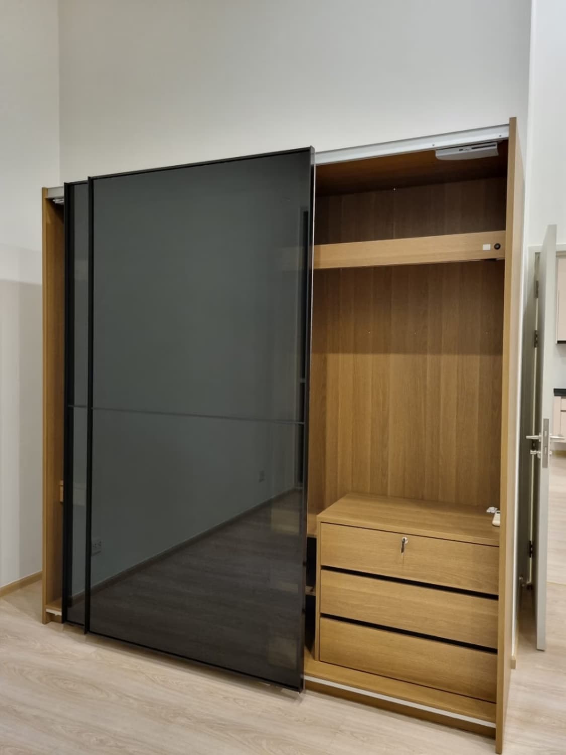1 ห้องนอน คอนโด สำหรับ ขาย ใน Huai Khwang - Image 5