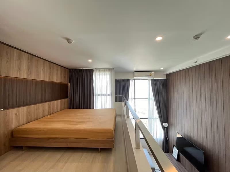 1 Bed Condo for Rent and Sale in Sathon