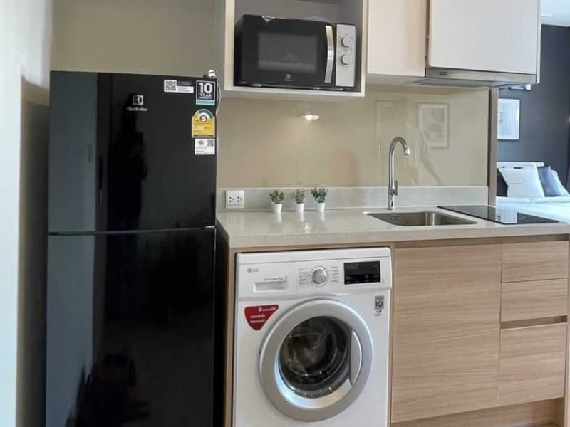 1 Bed Condo for Rent and Sale in Watthana