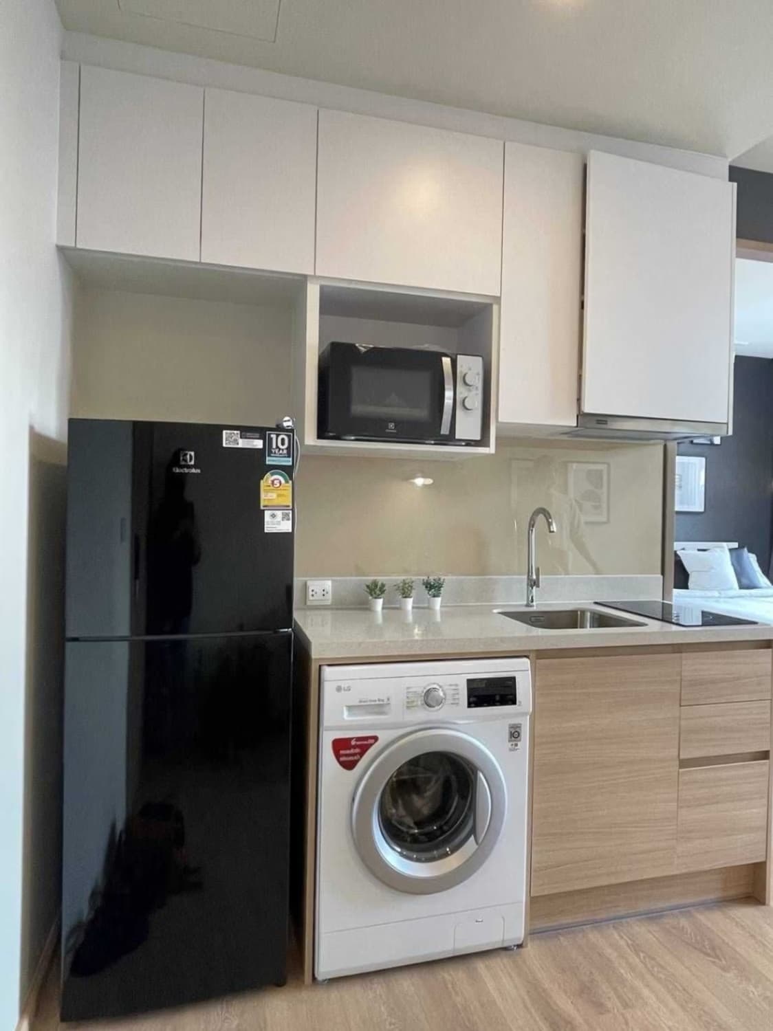 1 Bed Condo for Rent and Sale in Watthana - Image 5