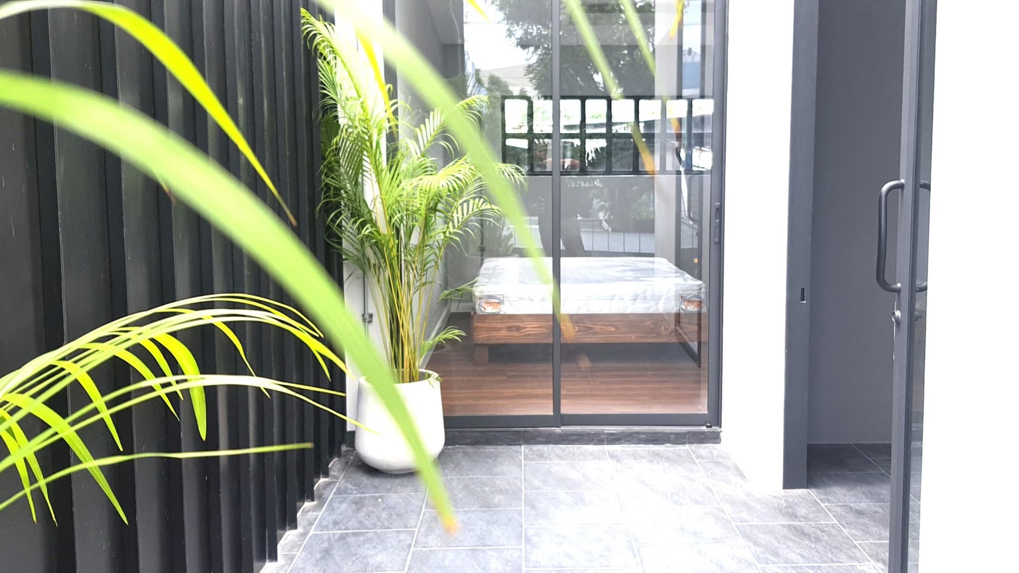  - Image 5