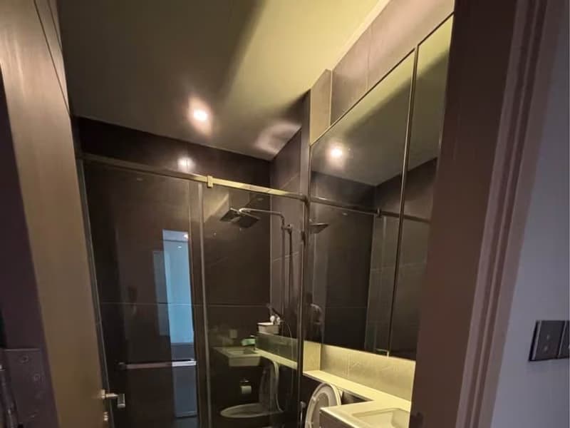 2 Bed Condo for Rent and Sale in Huai Khwang