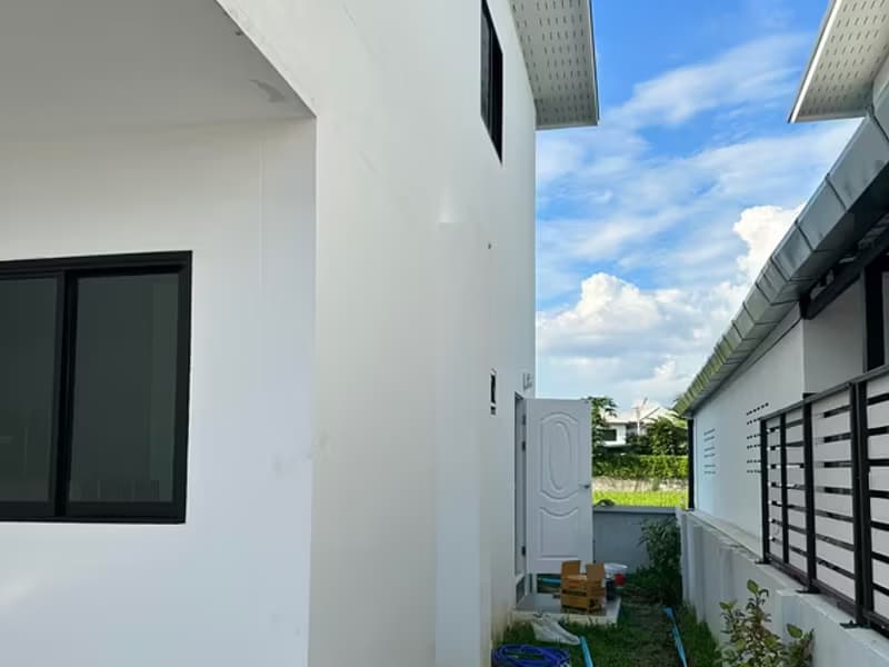 2 Bedroom House