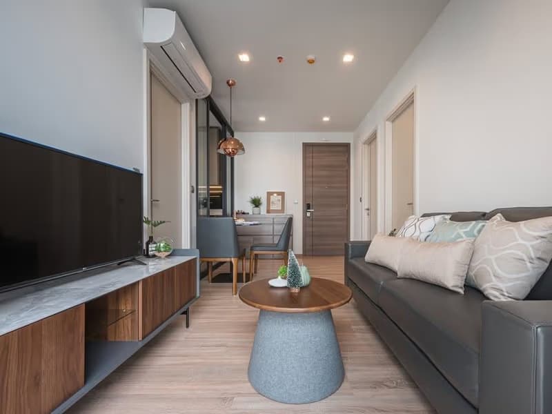 2 Bed Condo for Rent in Phaya Thai