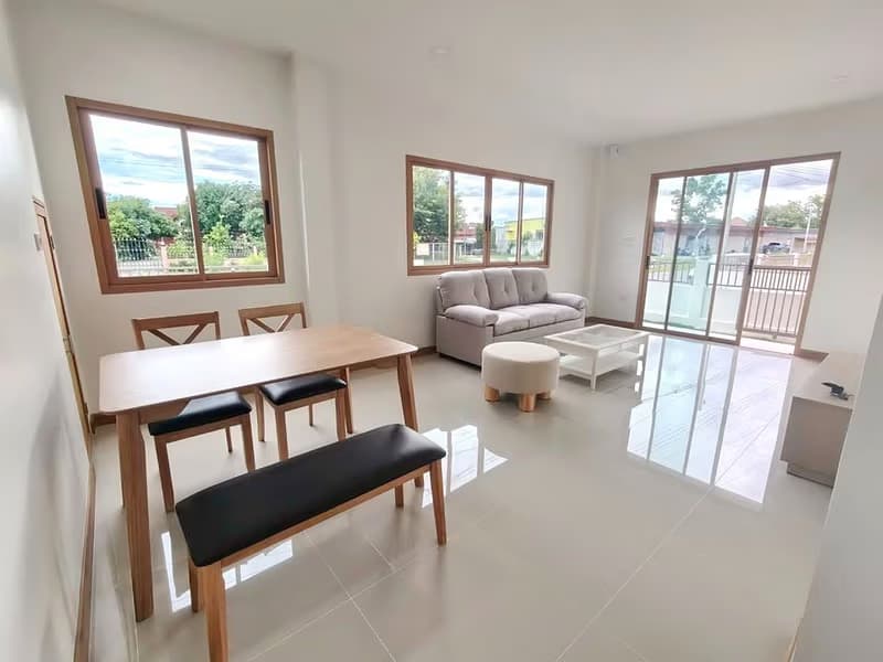 3 Bed House for Rent in Hang Dong District