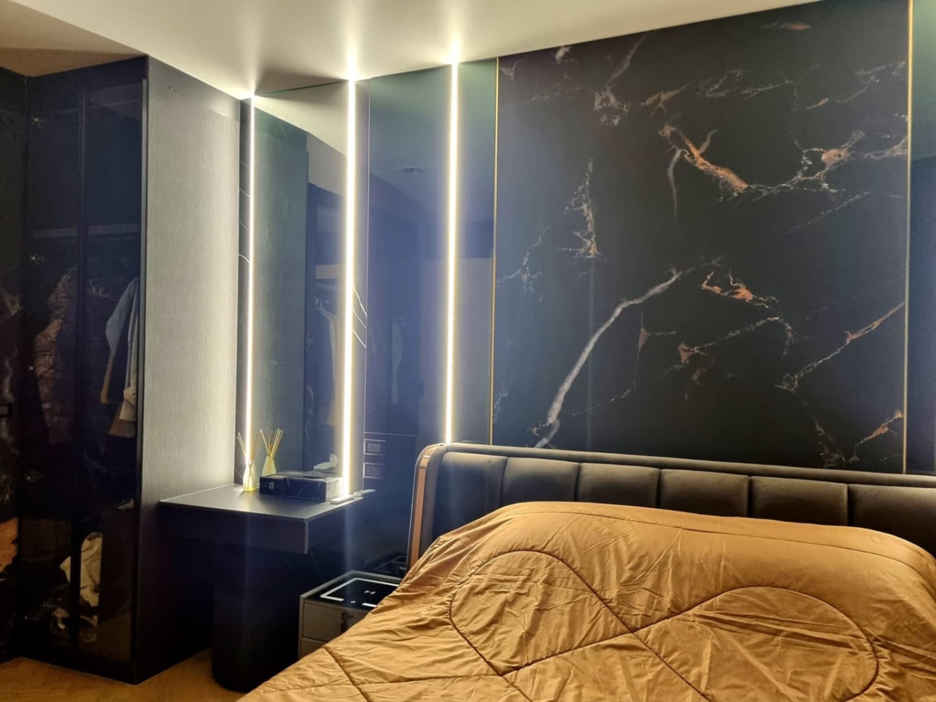 1 Bed Condo for Sale  Near Si Kritha MRT - Image 11