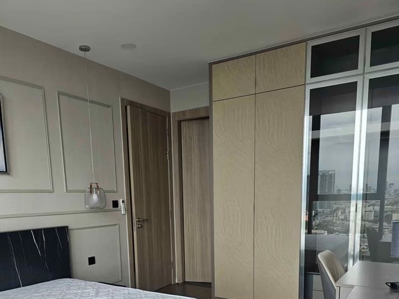 1 Bed Condo for Rent and Sale  Near National Stadium BTS