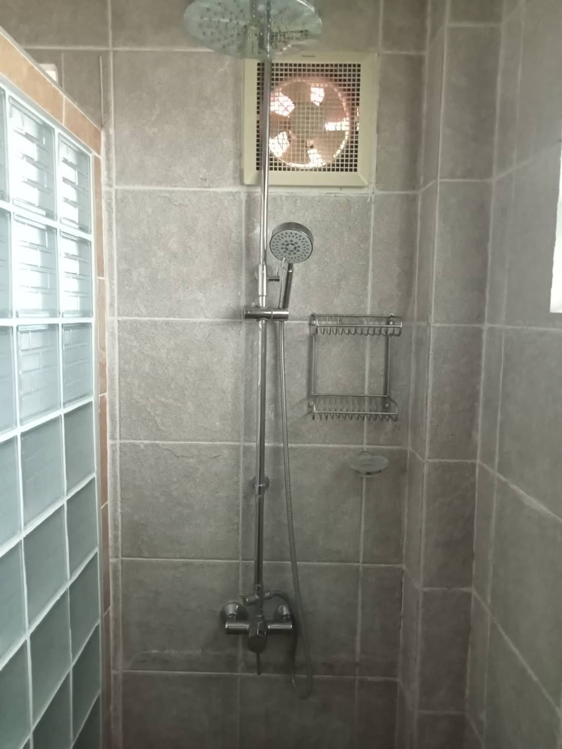 4 Bed House for Rent in San Sai - Image 7