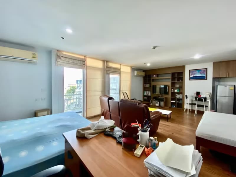 1 Bedroom Condo