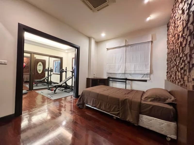 4 Bed House for Sale in Hang Dong