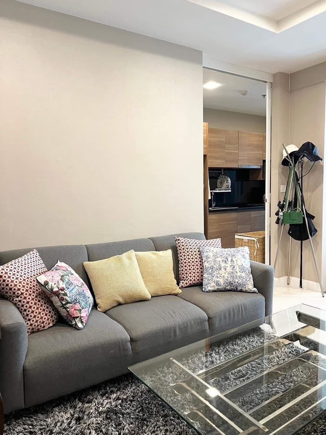 1 Bed Condo for Sale in Mueang Samut Prakan - Image 2
