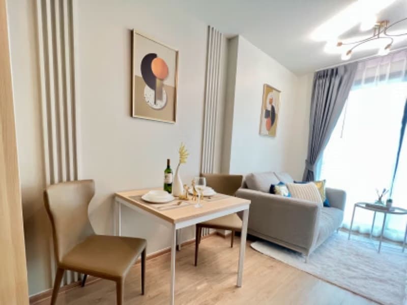 1 Bedroom Condo