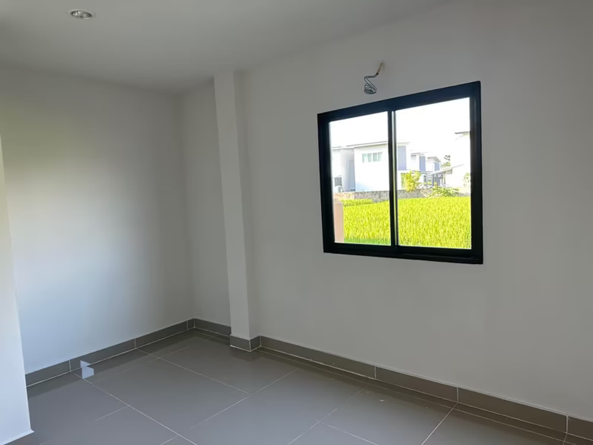 2 Bedroom House - Image 14