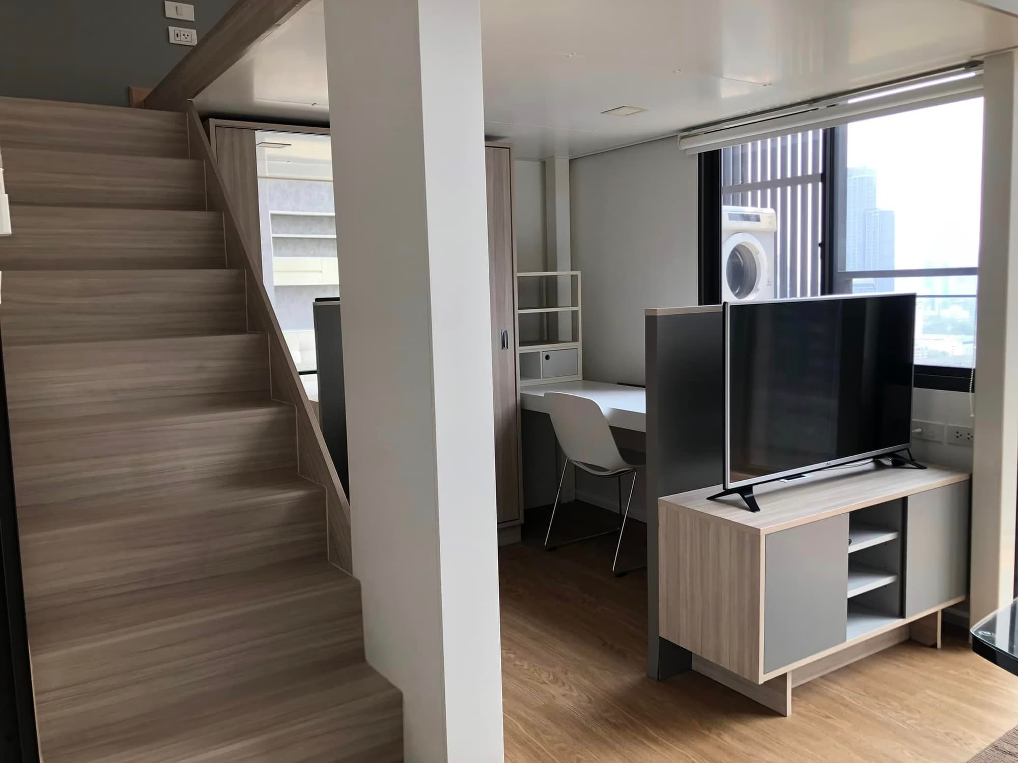  Chewathai Residence Asoke - Image 5