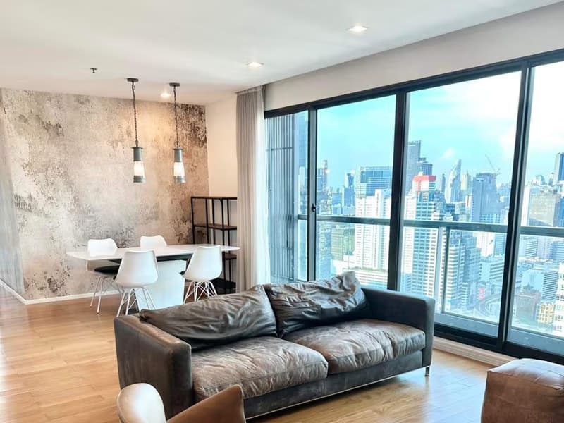 3 Bed Condo for Rent in Bang Rak