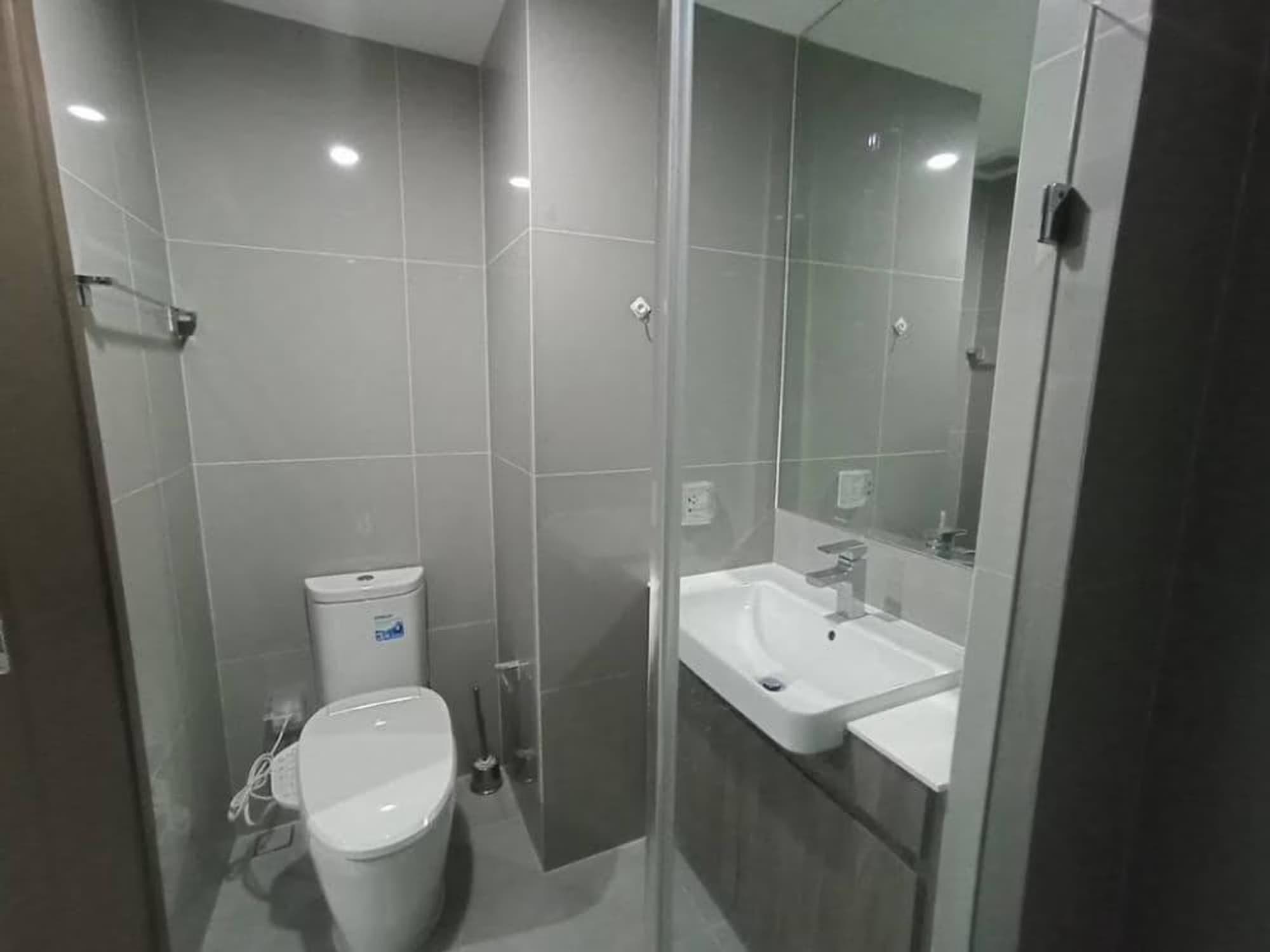Studio Condo for Rent in Huai Khwang - Image 4