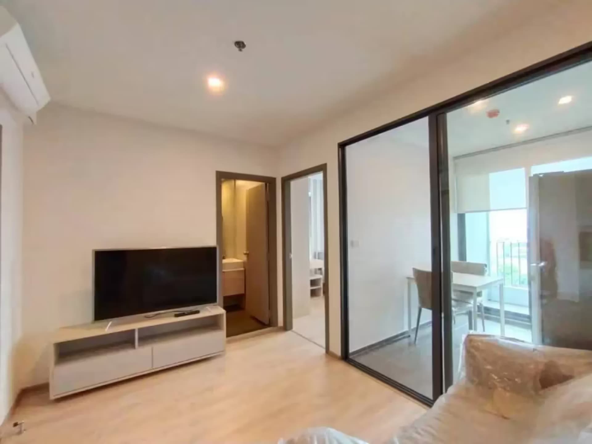 1 Bedroom Condo - Image 4
