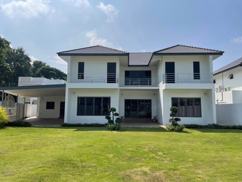 4 Bed House for Sale in San Sai District