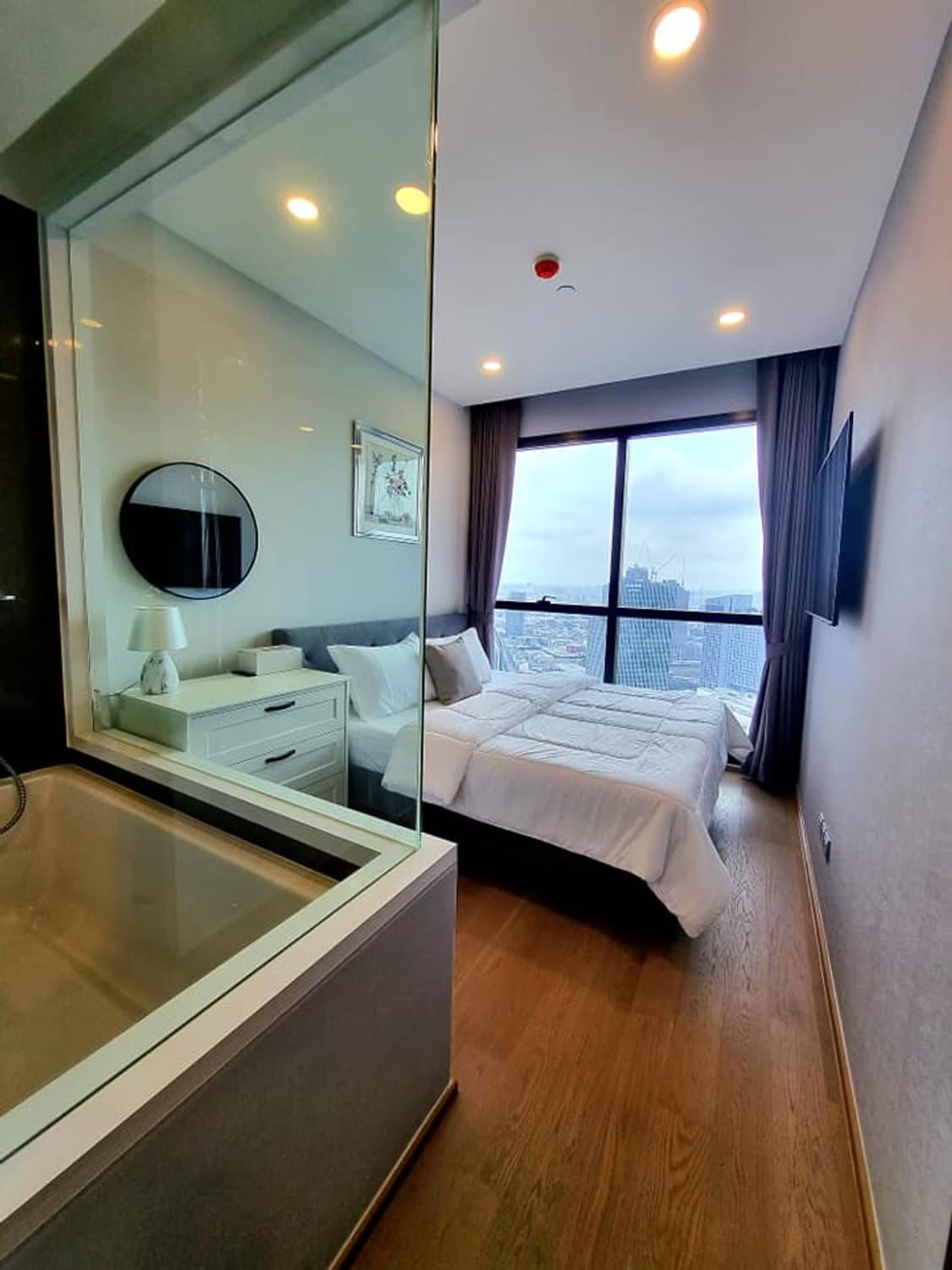 2 ห้องนอน Condo สำหรับ จำหน่าย ใน Bang Rak - Image 9