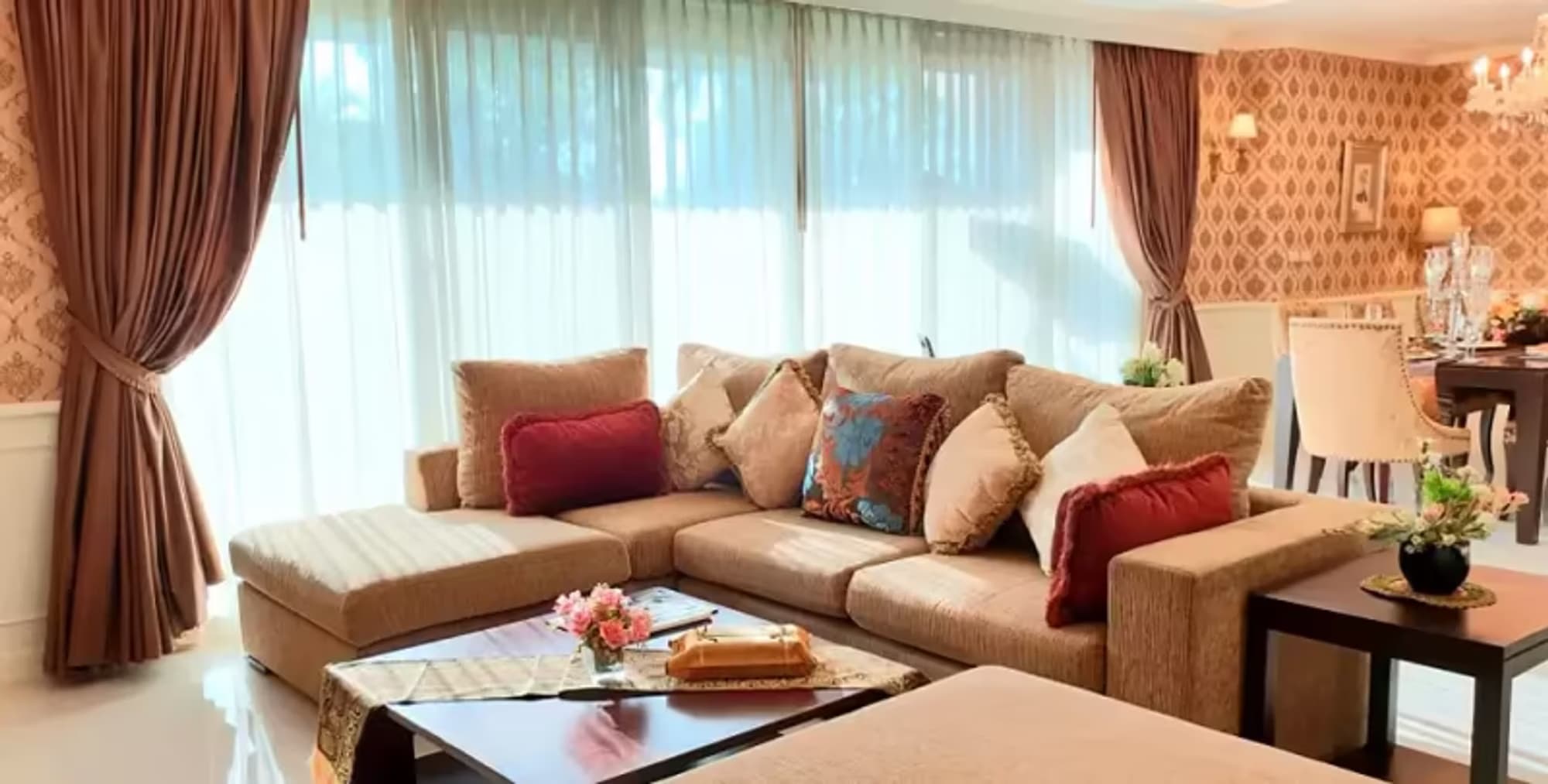 4 Bedroom Condo - Image 2
