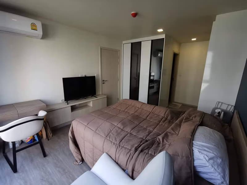 2 Bed Condo for Sale in Din Daeng