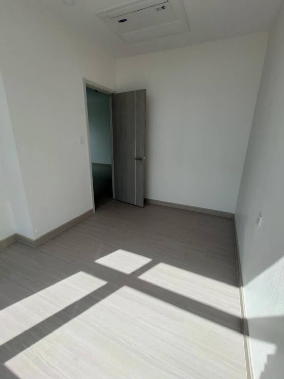 2 ห้องนอน คอนโด สำหรับ ขาย ใน บางรัก - Image 3