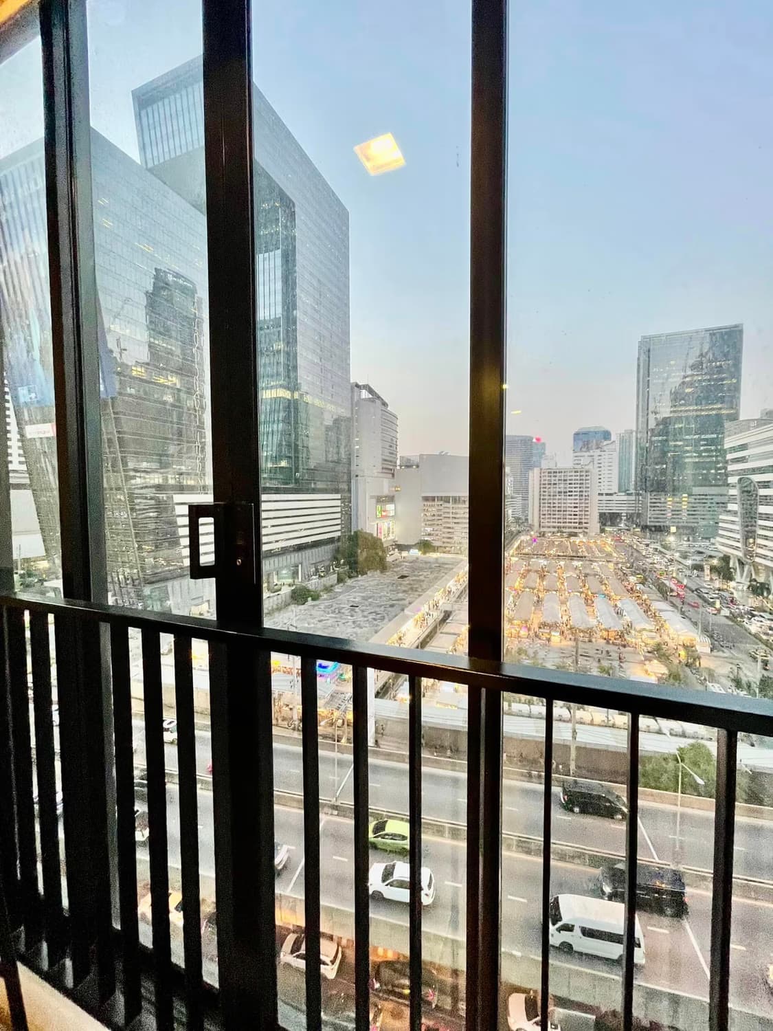 2 Bed Condo for Rent and Sale  Near Phra Ram 9 MRT - Image 6