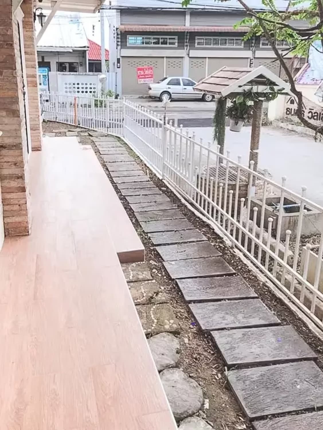 4 Bedroom House - Image 6