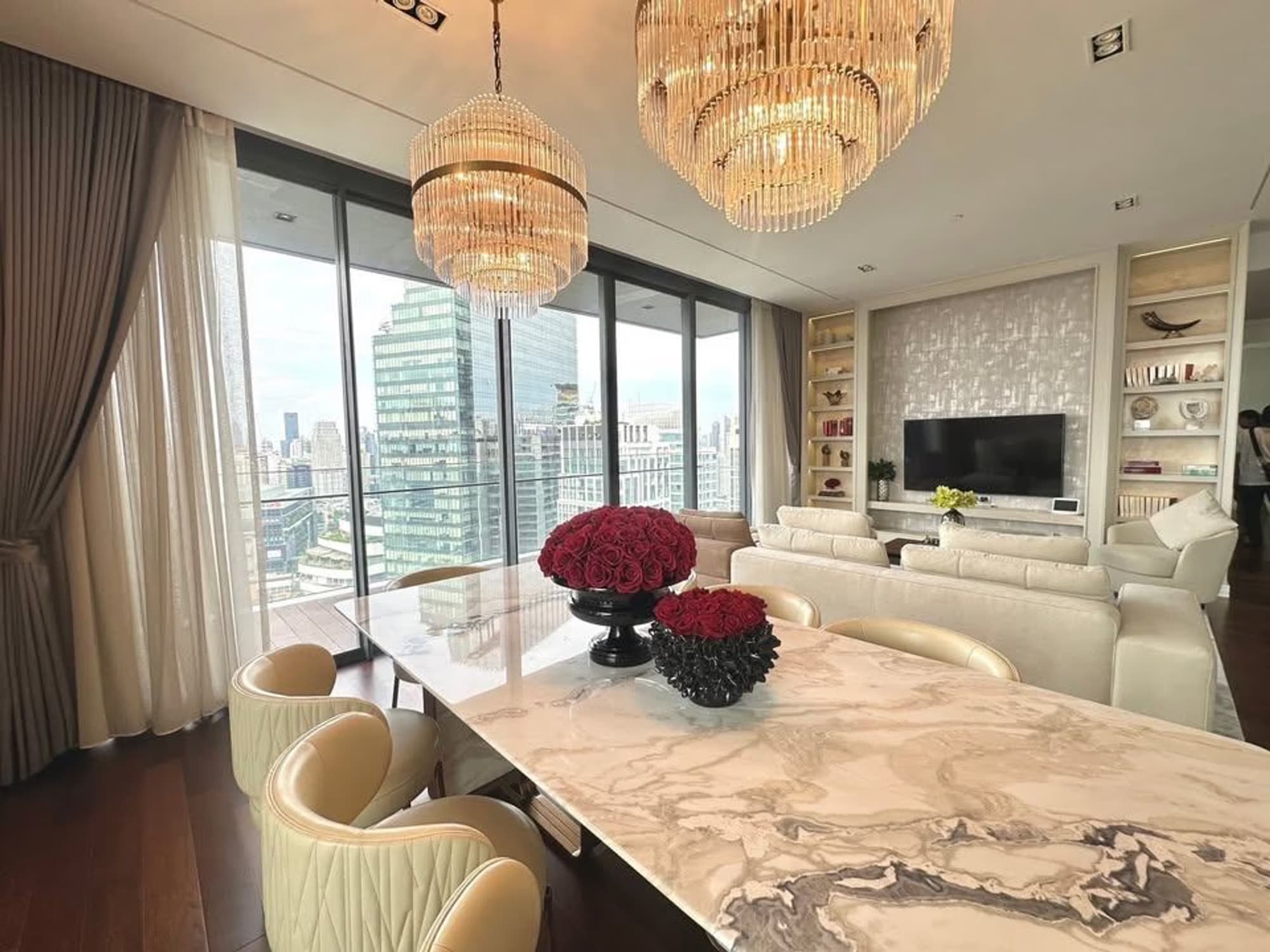3 Bed Condo for Rent in Watthana - Image 5