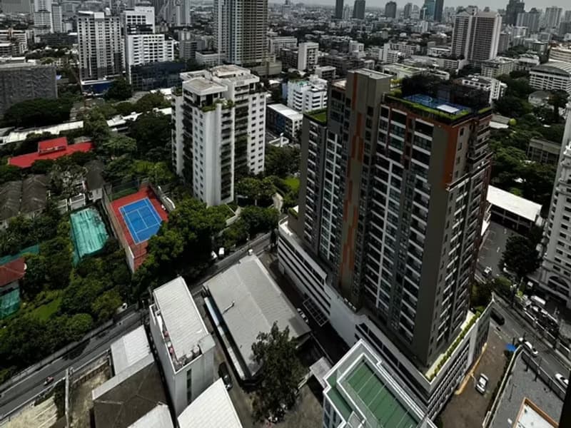 1 Bedroom Condo