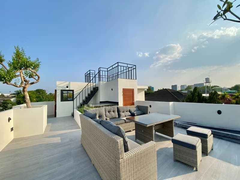 5 Bed House for Sale in Mueang Chiang Mai District