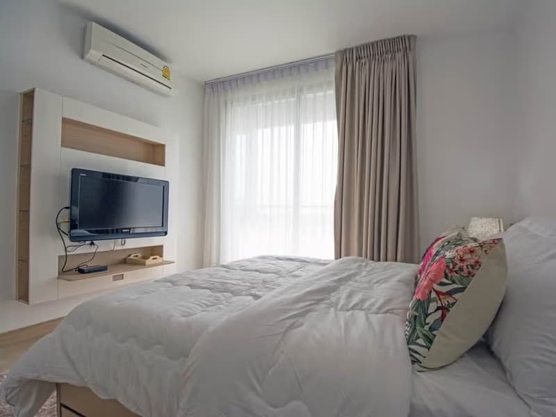 1 Bed Condo for Rent in Huai Khwang