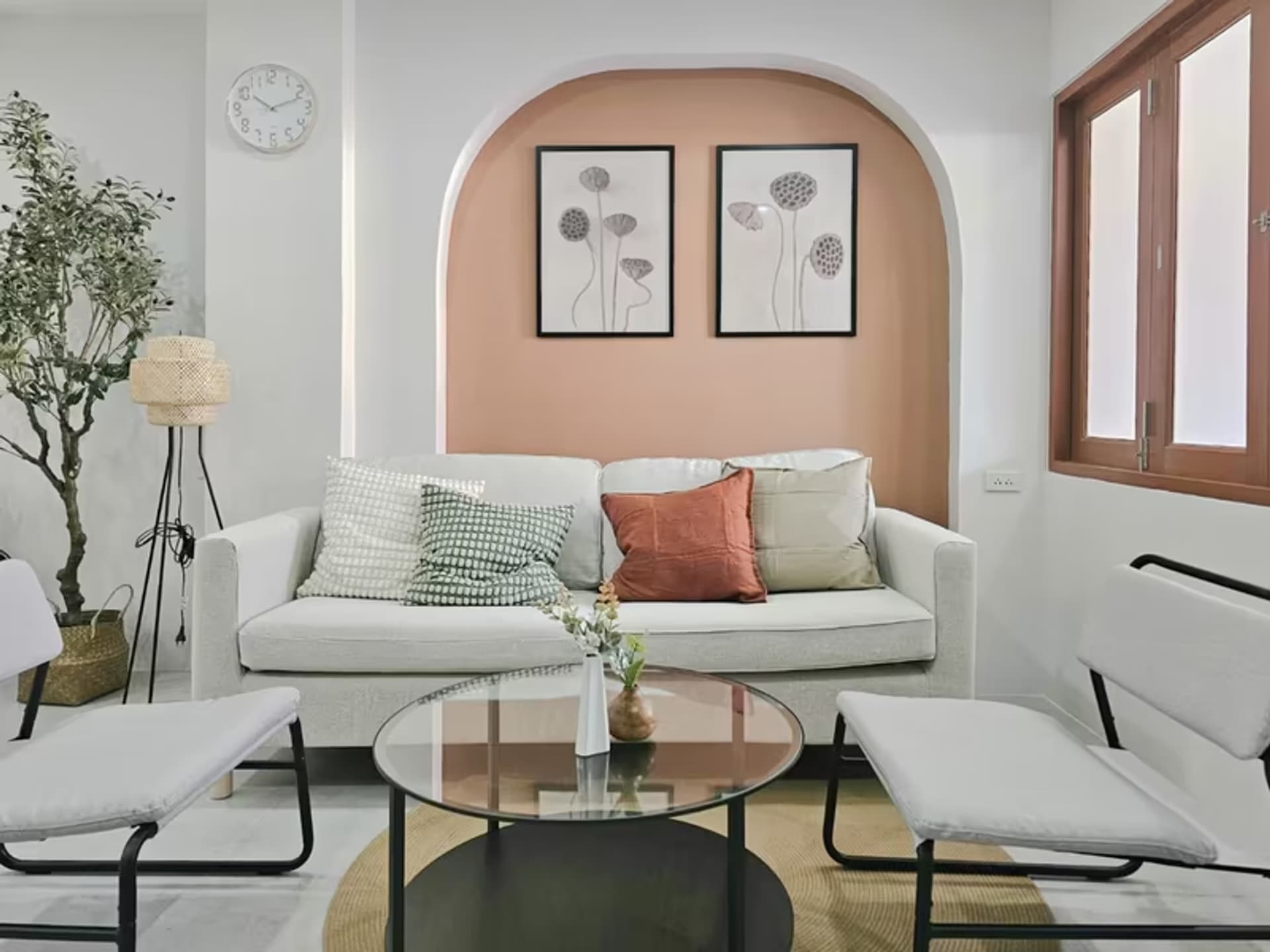 2 Bedroom House - Image 13