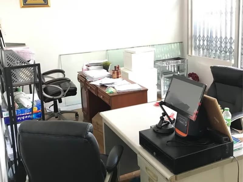 4 Bed Commercial for Rent in Suan Luang