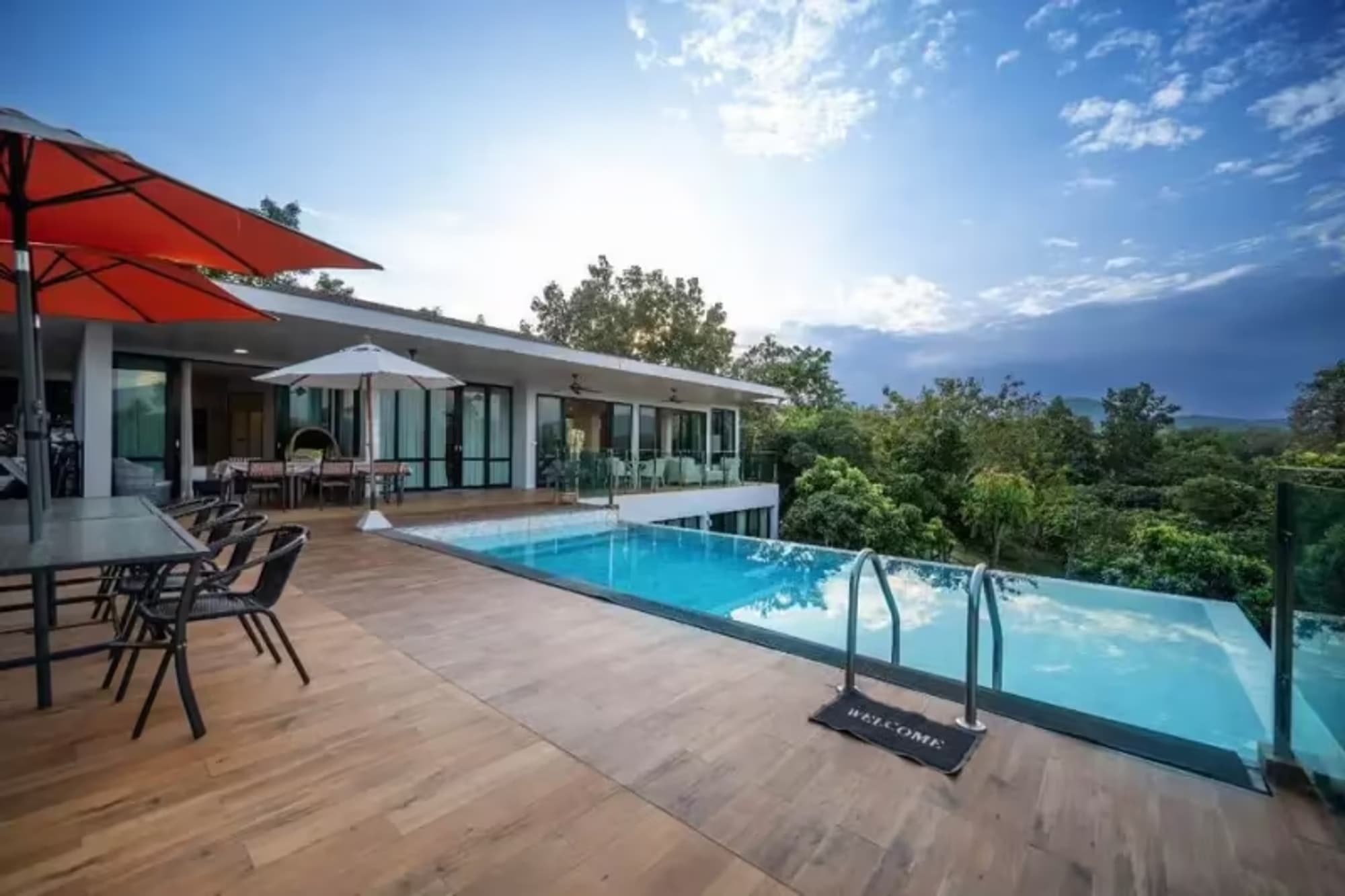 Pool Villa for Rent in Hang Dong - Image 4