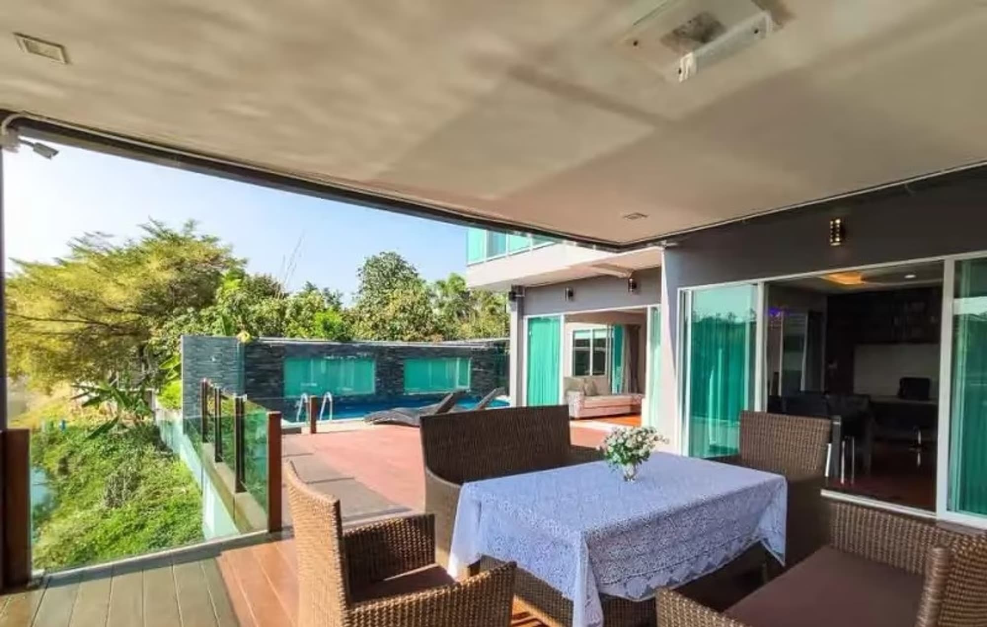4 Bedroom House - Image 8