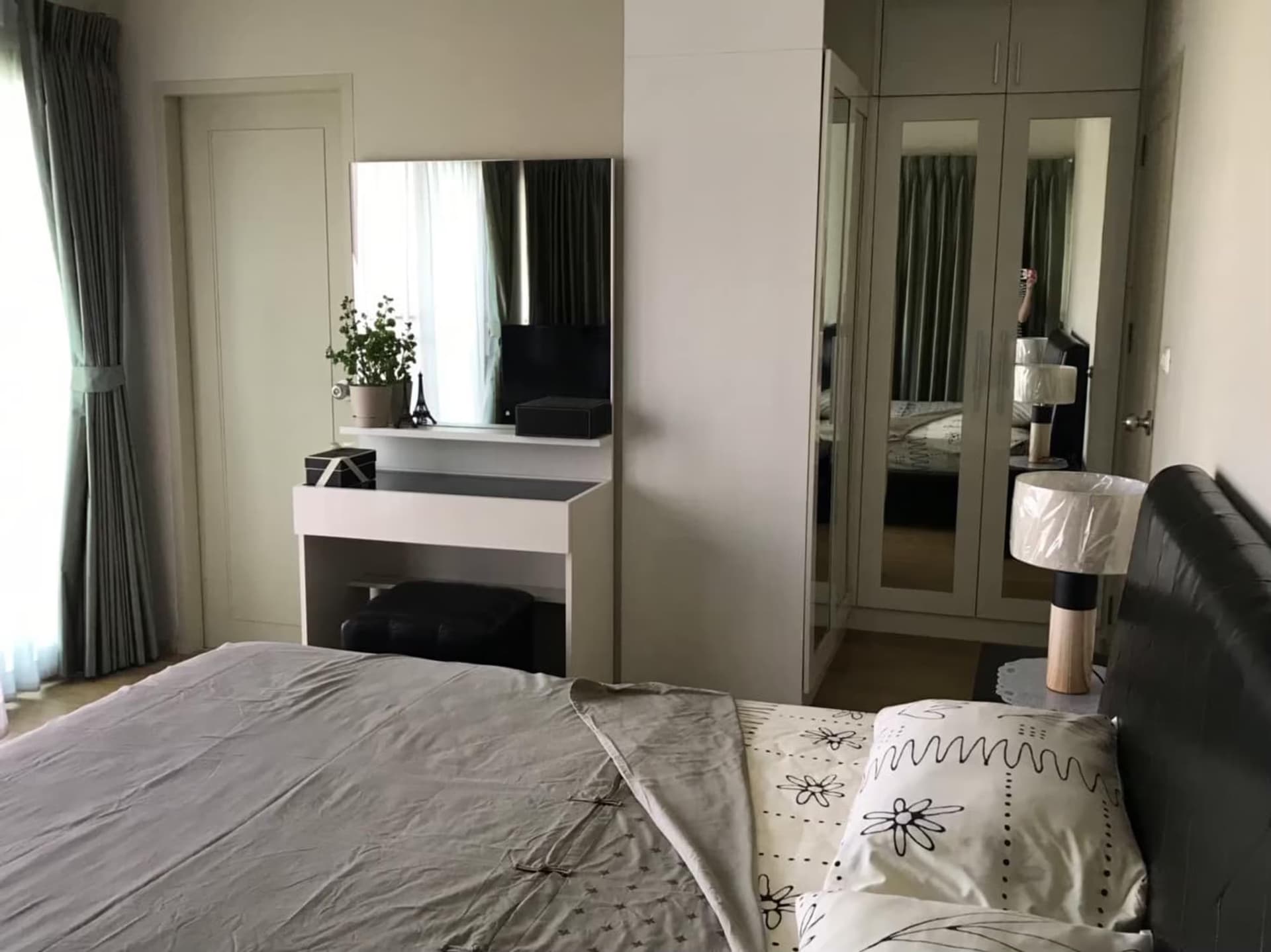 2 Bed Condo for Rent  Near Ekkamai BTS - Image 4