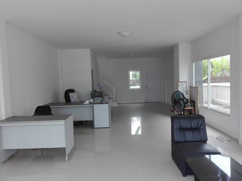 2 Bed Townhouse for Rent in Doi Saket